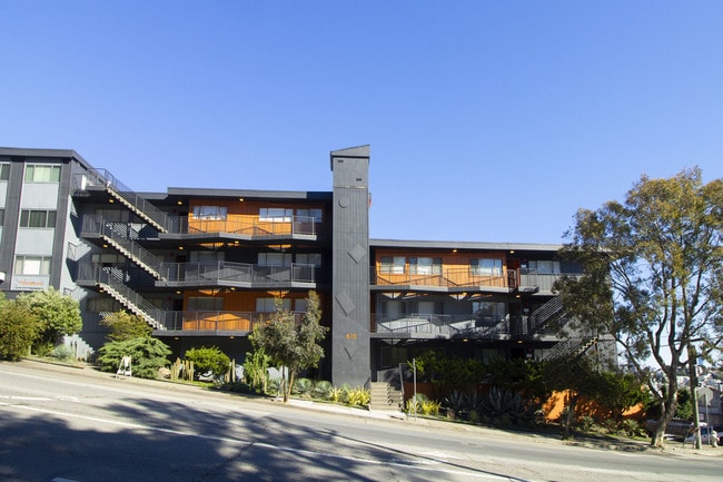 Building Photo - 660 Clipper St