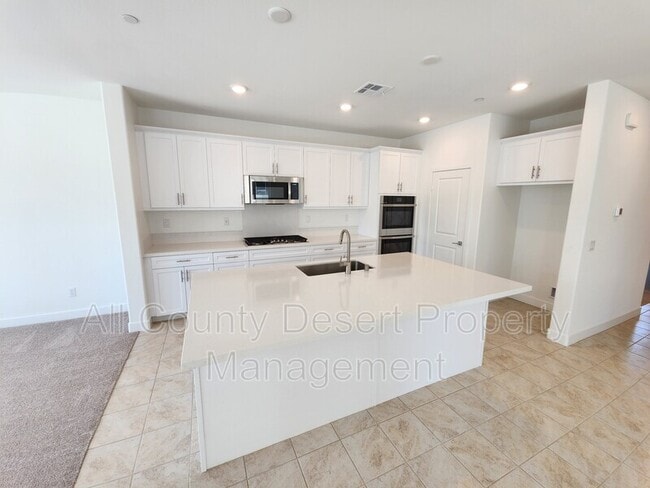 Building Photo - 41583 Baylor Wy