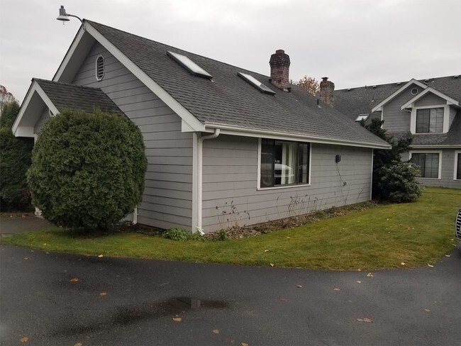 Building Photo - 7111 Armar Rd