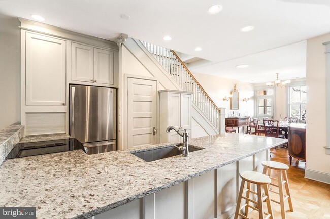 Foto del edificio - 3110 18th St NW