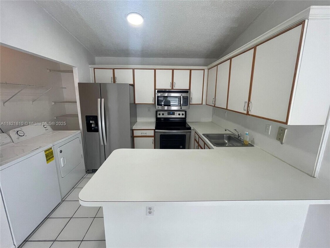 Foto principal - 7655 SW 153rd Ct