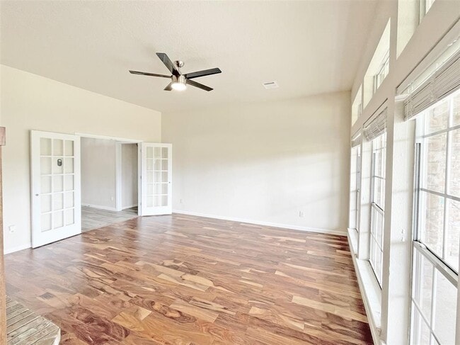 Building Photo - 1503 W Viejo Dr
