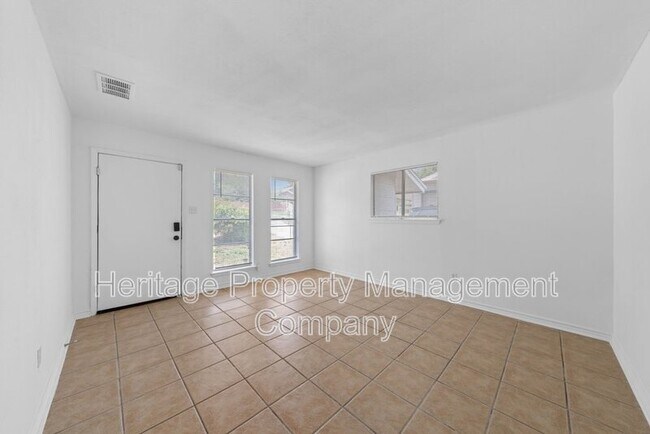 Foto del edificio - 4942 Driskill St