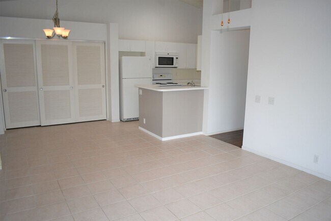 Foto del edificio - Gated Townhome at the Arbors 2br/2ba with ...