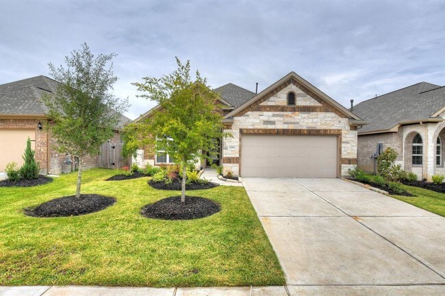 Building Photo - 21215 Flowering Dogwood Circle
