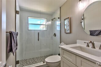 Building Photo - 1824 Harbor Ln