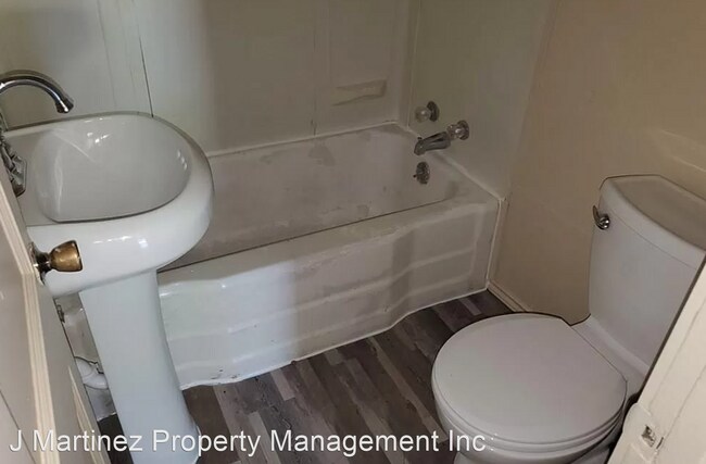 Building Photo - 2 br, 1 bath House - 1305 N 2nd