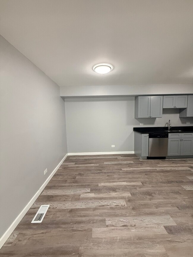 Building Photo - 36 Wildwood Ln