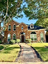 Building Photo - 2837 Del Largo Way