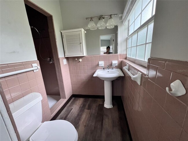 Foto del edificio - 2326 Coldstream Dr
