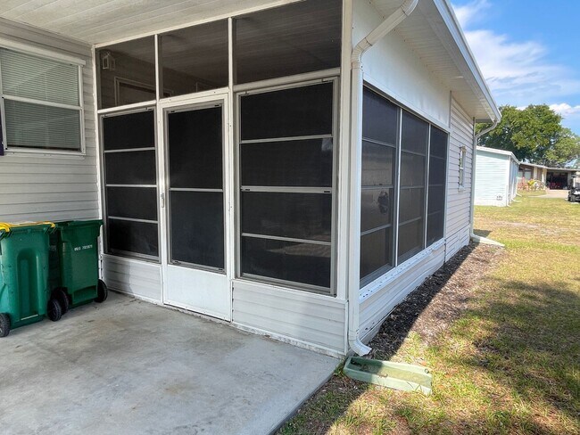 Building Photo - 2 BR 2 BATH Annual Rental in Barefoot Bay Available JUNE 2025