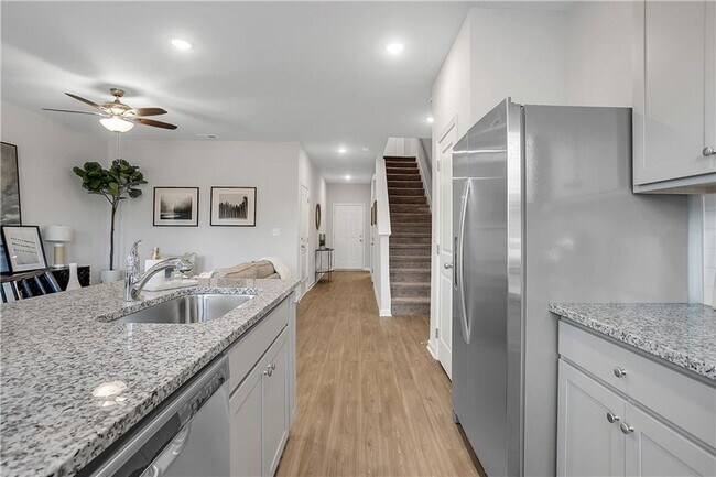 Building Photo - 1150 Hunter Trl