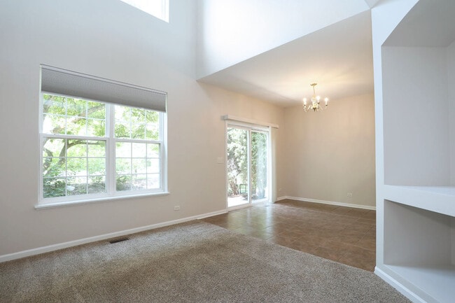 Building Photo - 599 Telluride Dr