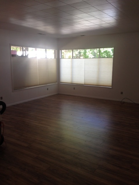 Building Photo - 484 Goodman Ave