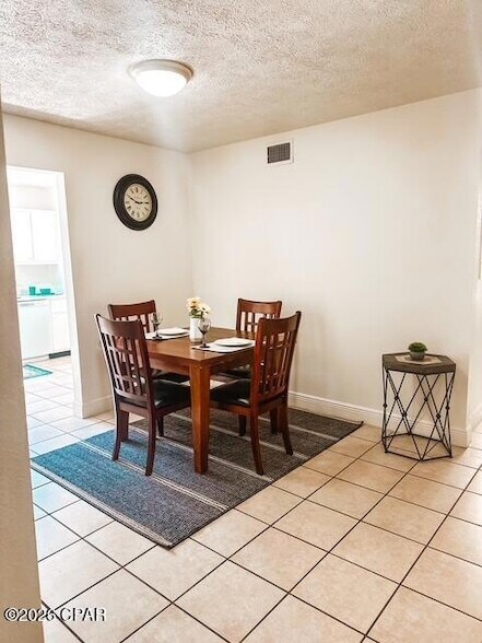 Foto del edificio - 2175 Frankford Ave