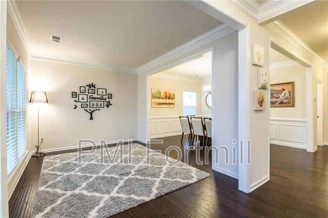 Building Photo - 1351 Yellow Springs Dr
