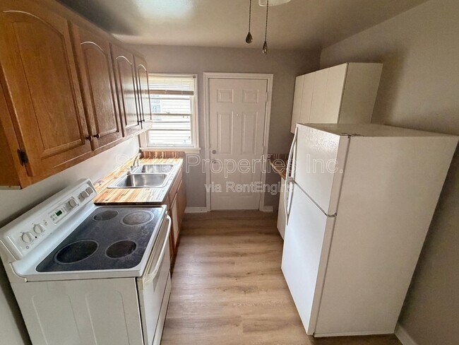 Foto del edificio - 1029 Bellemeade Ave
