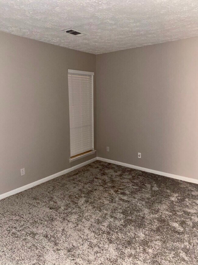 Dormitorio del segundo piso - 1131 Roselawn Ln SE