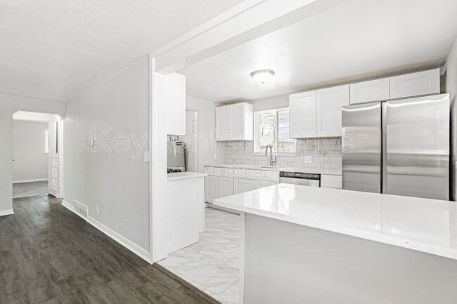 Foto del edificio - 3365 Poplar St