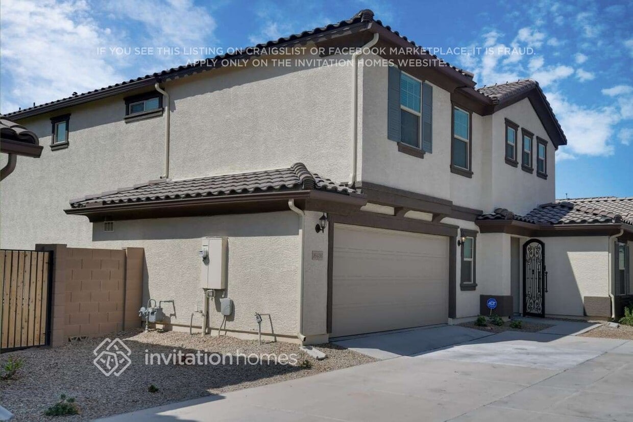 Foto principal - 16436 W La Ventilla Way