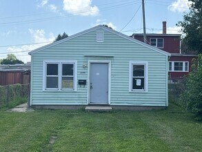 Building Photo - 2049 N Gale Ave