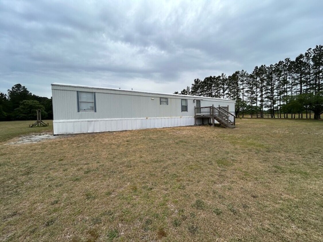 Foto principal - 165 Kesler Dr