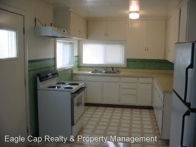 Foto del edificio - 2 br, 1 bath House - 973 N College