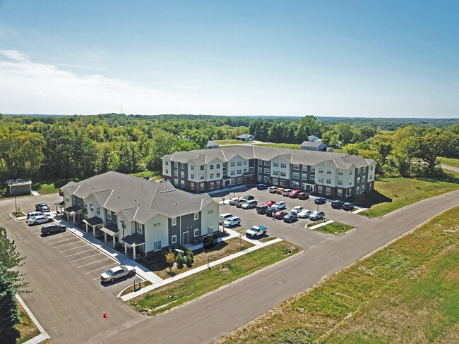 Building Photo - Whitetail Ridge