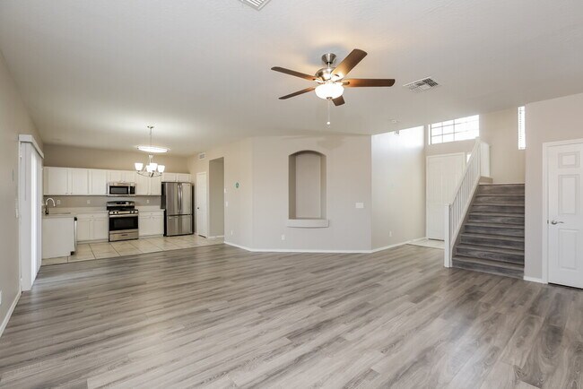 Foto del edificio - 4936 W Lynne Ave