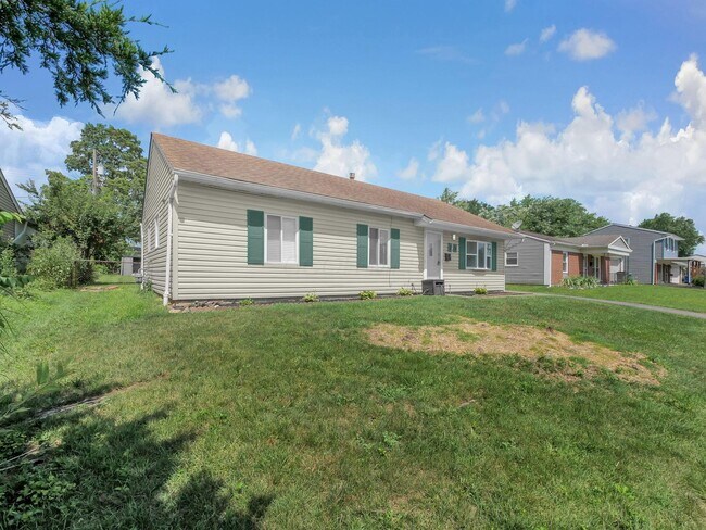 Building Photo - 375 Canfield Dr