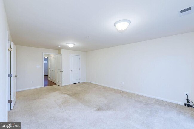 Building Photo - 106 Argyle Ct