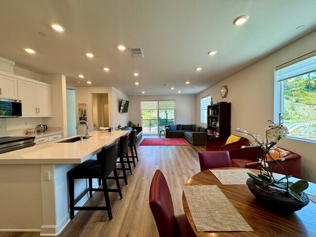 Foto del edificio - 12012 Riley Ln