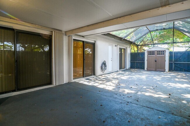 Foto del edificio - 1148 Summit Trail Cir