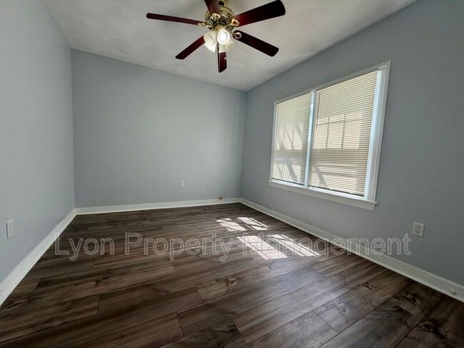 Foto del edificio - 238 Newland Ave