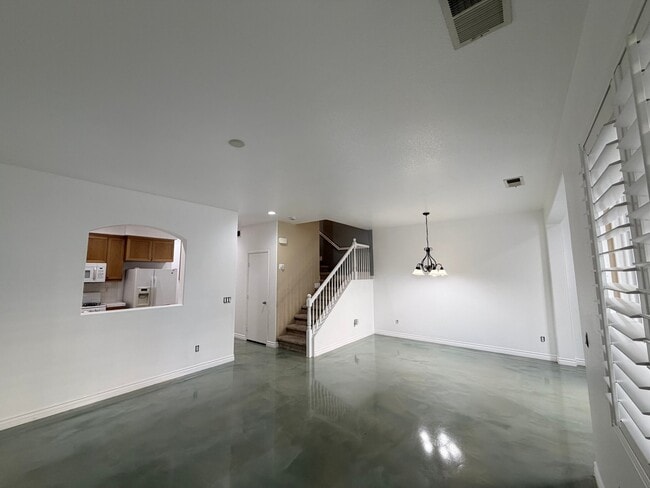 Building Photo - 1431 Trouville Ln