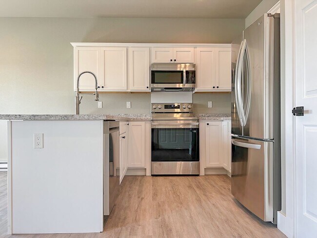 Foto del edificio - Pet Friendly 2 bed/ 1 bath unit at Soldier Ridge!