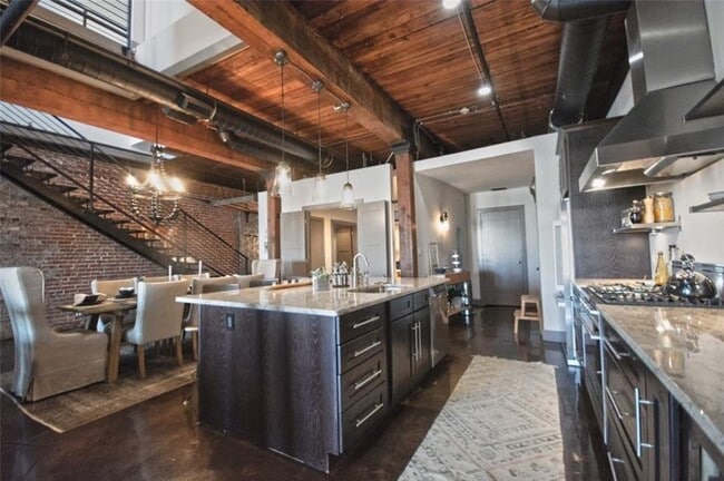 Foto del edificio - 320 Peters St SW