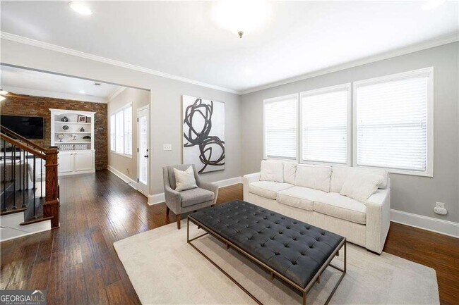 Foto del edificio - 7740 Stratford Ln