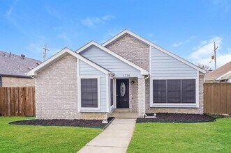 Building Photo - 1334 Cedar Ridge Dr