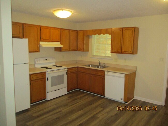 Foto del edificio - 190 Starksville Ave