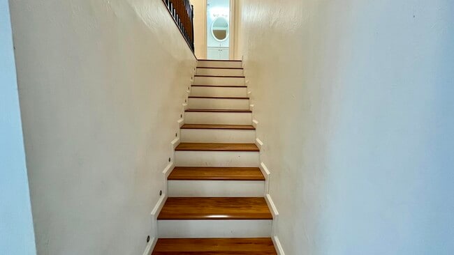Foto del edificio - 1437 Princeton Ln