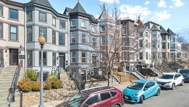 Building Photo - 18 T St NE