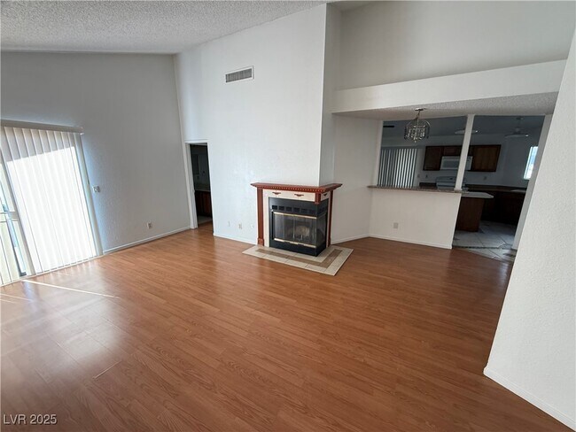 Foto del edificio - 6661 W Telegraph Rd