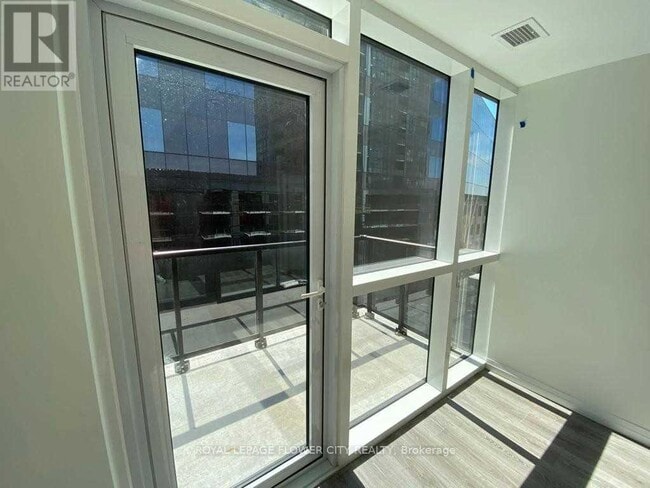 Building Photo - 108 Garment St