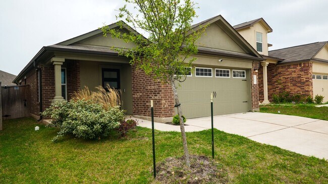 Building Photo - Cozy 3/2 in Cotton Brook Subdivision