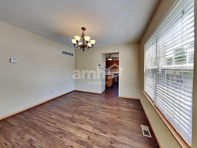 Building Photo - 5551 Wesmere Lakes Ct