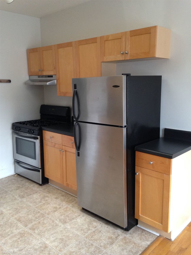 Building Photo - 2 br, 1 bath Apartment - Highland Oaks 800-15