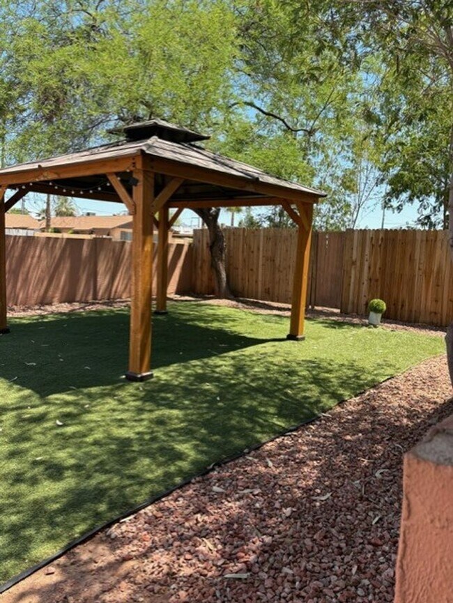 Photo - SOLAR...HELP SAVE ON ELECTRIC! 2 bedroom w... Townhome