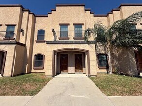 Building Photo - 8216 Casa Verde Rd