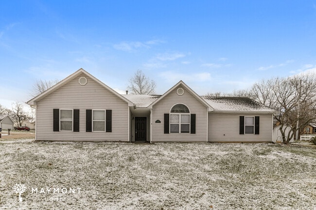 Building Photo - 690 W Arielle Ct